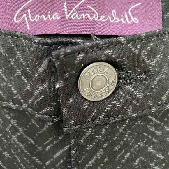 Gloria Vanderbilt Amanda Tapered Leg HighRise pant - Picture 4 of 8